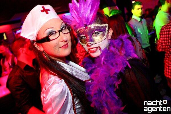 Der Crown's Club lud am Freitag zum italienischen Karneval: "La Notte Italiana". Mehr Bilder unter: www.nachtagenten.de