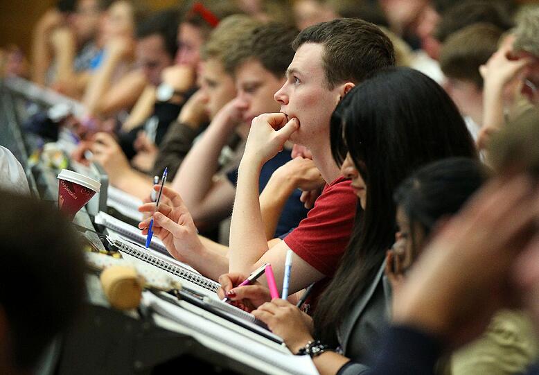 Bis zu 500 Euro pro Semester müssen Bayerns Studenten zahlen.