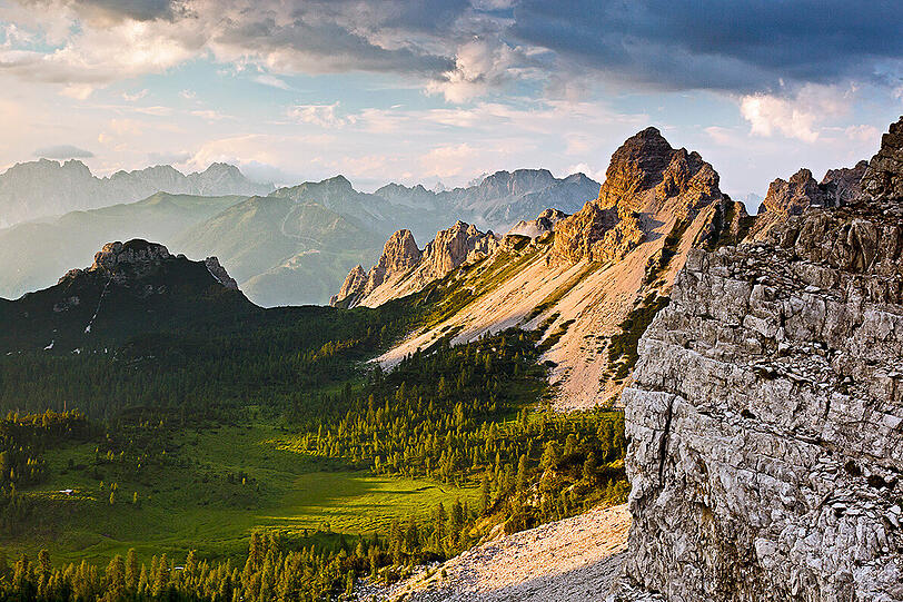 Die Region Friaul-Julisch Venetien zeichnet sich insbesondere durch ihre imposante Berglandschaft aus - was sich auch in der herzhaften Küche widerspiegelt.