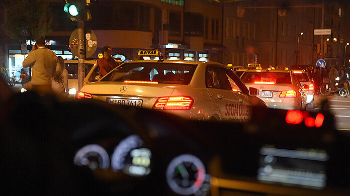 Taxifahrer haben es während der Wiesn nicht leicht.