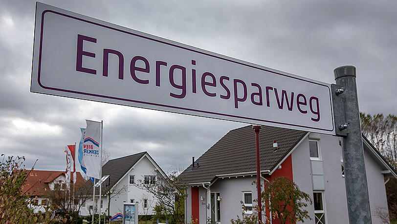 Wie Sie den richtigen "Energiesparweg" einschlagen, erklären Experten im Bauzentrum. Wie Sie den richtigen "Energiesparweg" einschlagen, erklären Experten im Bauzentrum.