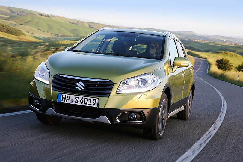 Der neue Suzuki SX4 S-Cross feiert Händler-Premiere.