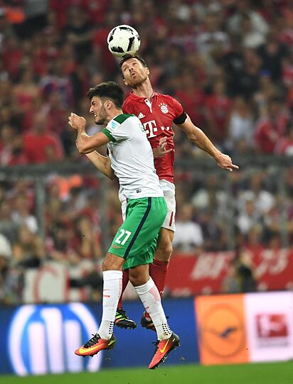 Xabi Alonso Note 2: Eröffnete die Bundesliga-Saison mit einem Hammer-Volley-Tor aus 23 Metern in den Winkel (9.), ähnlich hatte Alonso schon mal im Pokal gegen Darmstadt getroffen. Von Ancelotti gab es Extra-Applaus, als der Routinier einen Ball abfing. Wir schließen uns an: Chapeau für diese Leistung!