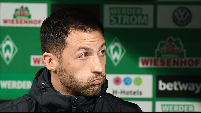 Wie lange ist Domenico Tedesco noch Trainer auf Schalke?