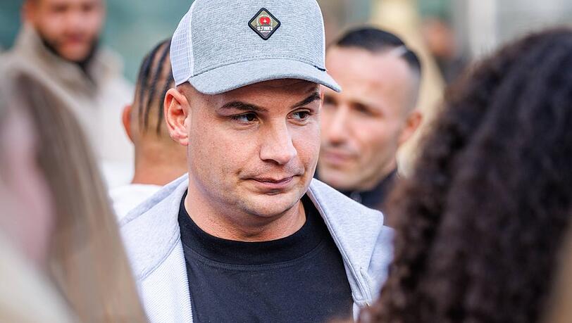 Pietro Lombardi hatte am vergangenen Wochenende einen Autounfall. Pietro Lombardi hatte am vergangenen Wochenende einen Autounfall.