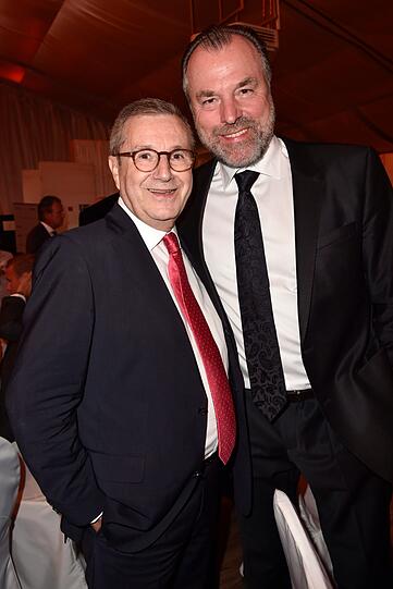 Gala-Moderator Jan Hofer und Clemens Tönnies