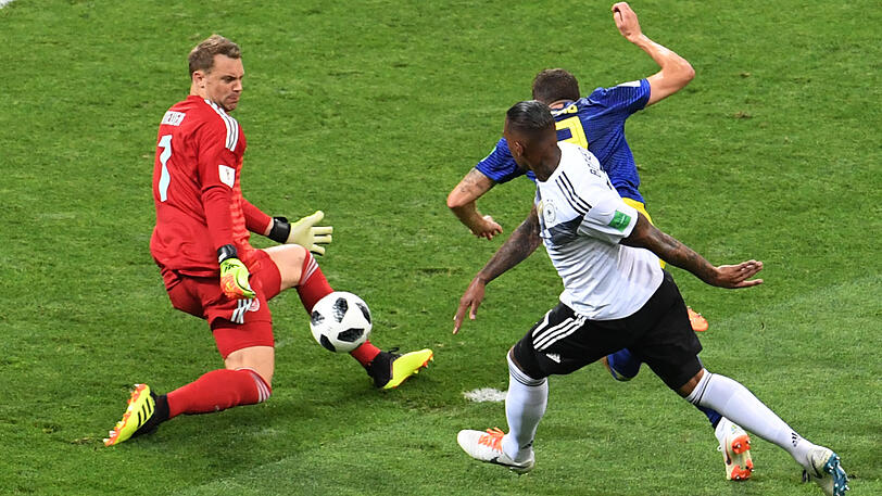 Manuel Neuer: Note 2. 15. WM-Einsatz für den DFB-Kapitän. Der Torhüter parierte aus kurzer Distanz Bergs Schuss (12.), war beim Lob von Toivonen zum 0:1 machtlos. Rettete am Ende in höchster Not.