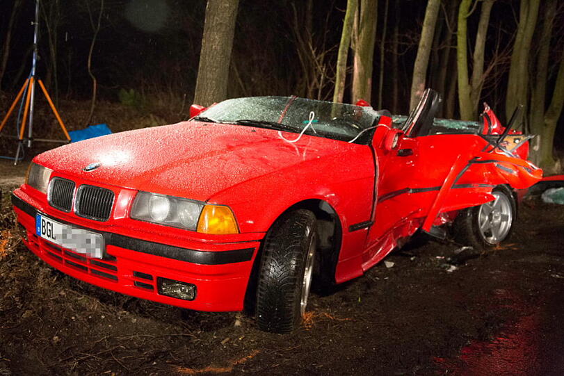 Unfall bei Freilassing: Missglücktes Wendemanöver: BMW gerammt - Bayern - Abendzeitung München