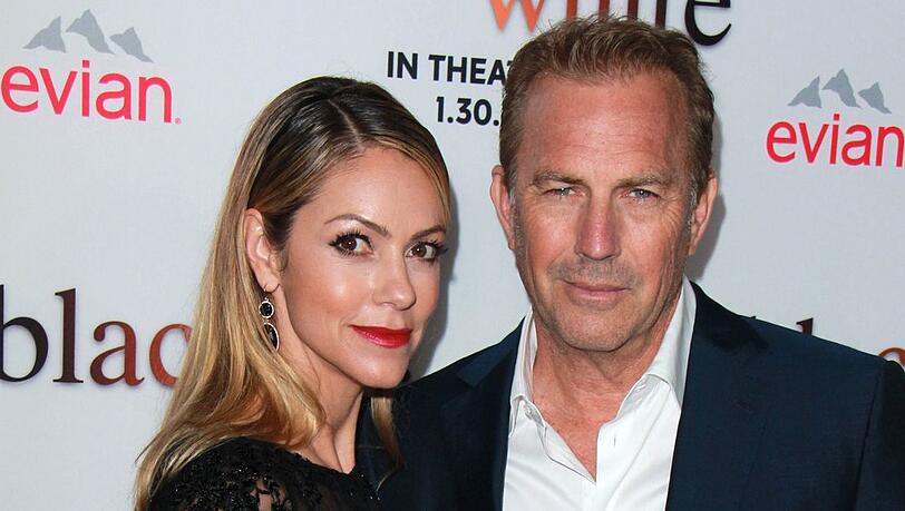 Christine Baumgartner und Kevin Costner hatten 2004 geheiratet und sind seit Anfang 2024 geschieden.