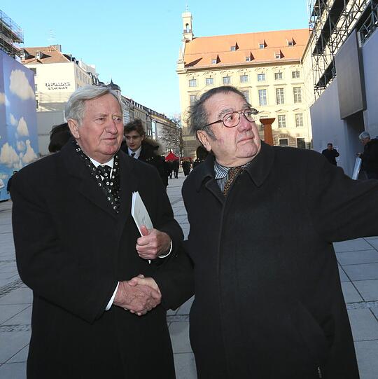 Abschied von Konstanze Vernon: Die Bilder von der Trauerfeier