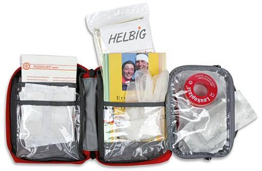 Ein Erste-Hilfe-Bag gehört in jeden Tourenrucksack.