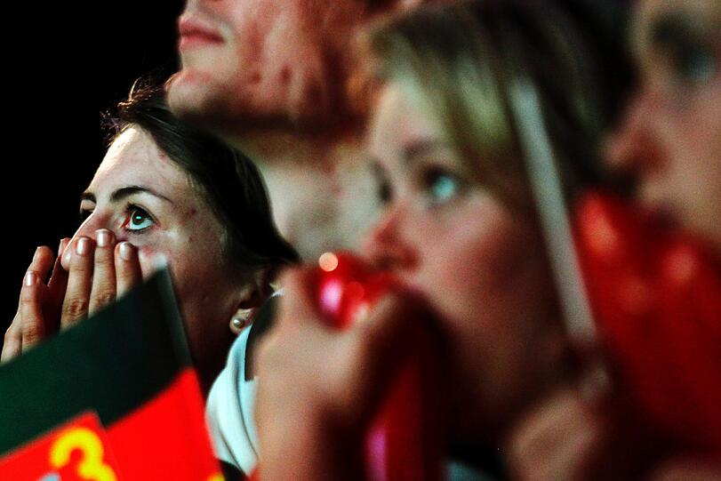 Tränen, Trauer und Fassungslosigkeit nach dem WM-Aus - und Zwanziger gibt den Tröster. Die Bilder