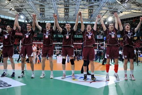 Erfolgreiche Volleyballer und meistens auch erfolgreiche Studenten: Die Pokalhelden von Generali Haching.