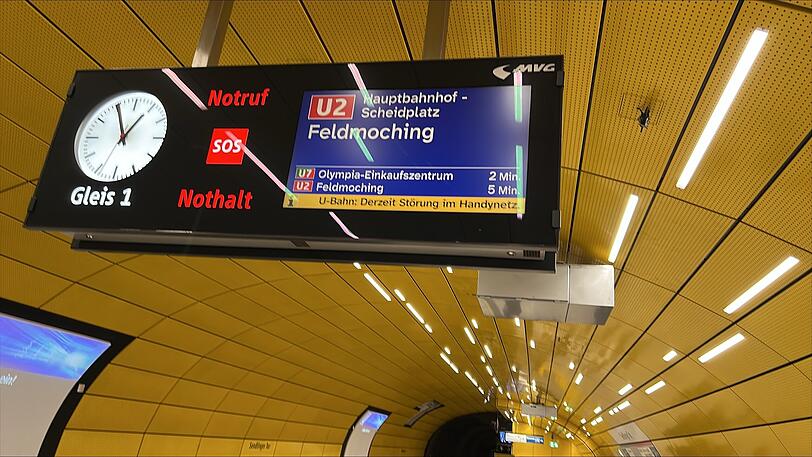 So sah die Störungsmeldung mit gelbem Streifen noch am Montagmittag aus, als bereits fast alle Masten wieder funktionierten.