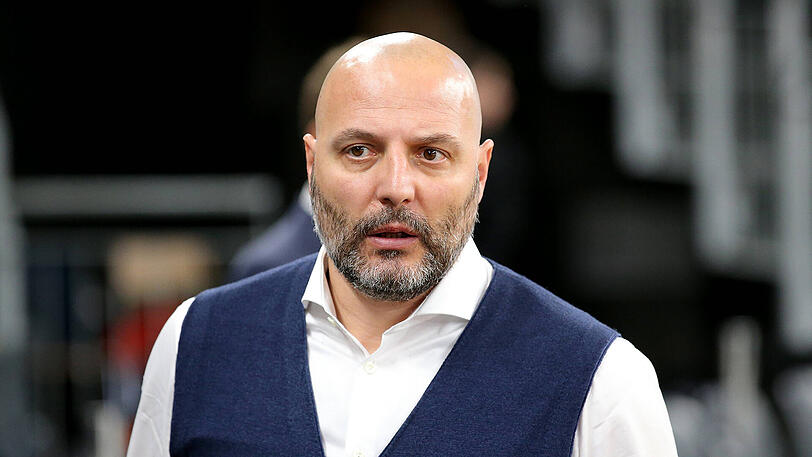 Bayerns Coach Sasa Djordjevic sah kein gutes Spiel seiner Mannschaft. (Archivbild)