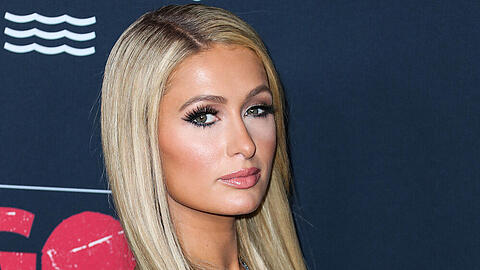Paris Hilton berichtet erstmals von den Schattenseiten ihres Lebens.