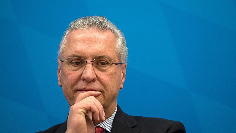 Nachdenklich: Bayerns Innenminister Joachim Herrmann. Nachdenklich: Bayerns Innenminister Joachim Herrmann.