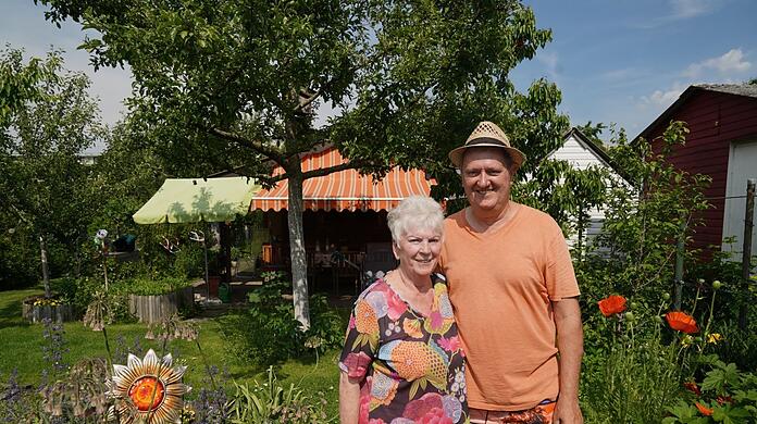 246 Quadratmeter Schrebergarten-Idylle mit Gartenhäusl: Christa und Sepp Heimann aus Neuhausen verbringen ihr Leben schon seit einigen Jahren hier in Gern.