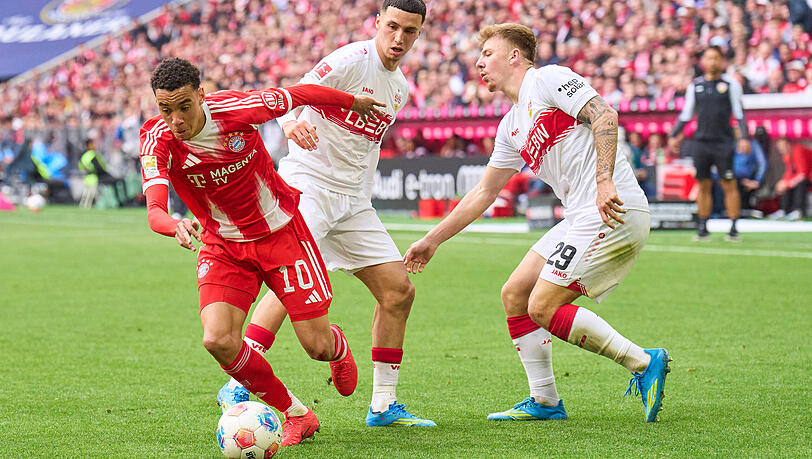N&auml;hert sich seiner Topform: Bayern-Star Jamal Musiala (l.), hier gegen Stuttgart.