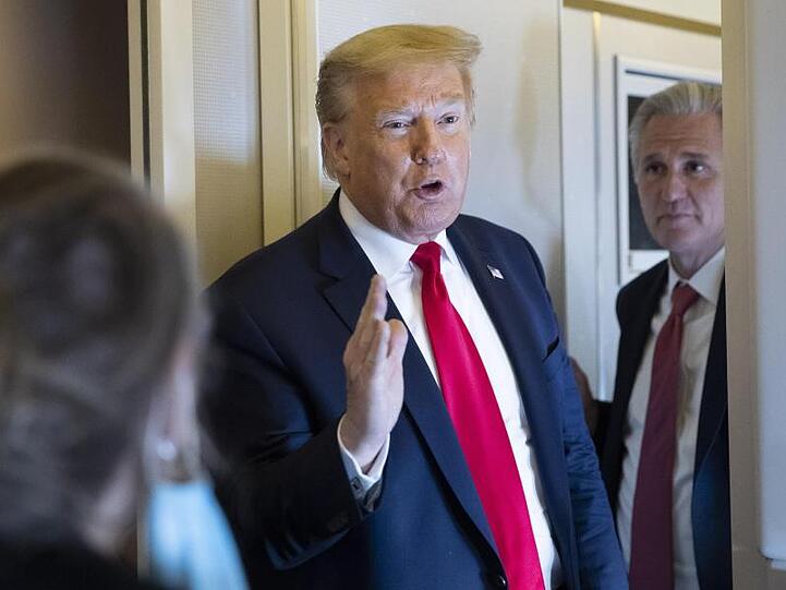 US-Präsident Donald Trump will den G7-Gipfel in den USA auf September verschieben und das Treffen dann um andere Staaten erweitern, darunter Russland.