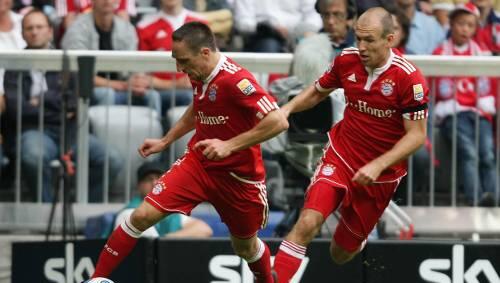 Gemeinsam sind sie stark. Franck Ribéry und Arjen Robben. Gemeinsam sind sie stark. Franck Ribéry und Arjen Robben.