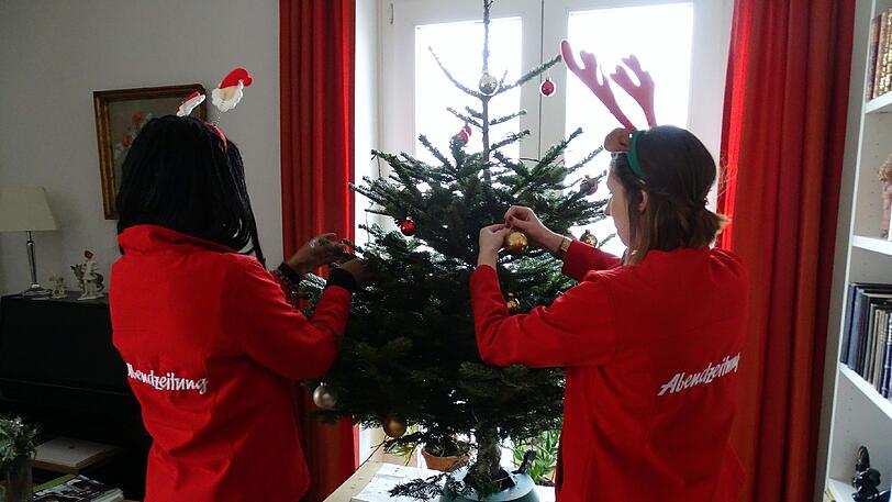 Die große Christbaumverlosung der Abendzeitung war ein voller Erfolg! Wir zeigen Ihnen die schönsten Fotos unserer Aktion 'AZ schmückt...'.