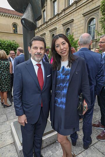 Gianni Papa mit Ehefrau Harumi