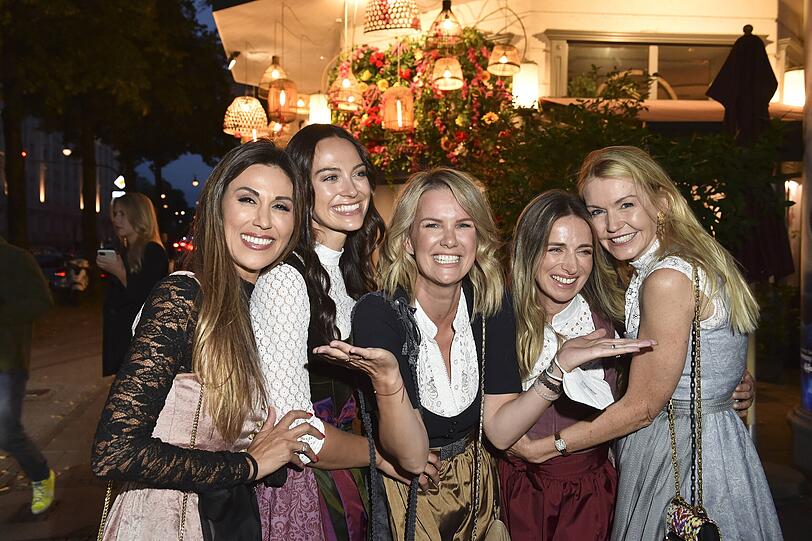 Shima Lehmann, Julia Czechner, Monica Ivancan, Anna Lanig und Susanne Samwer.
