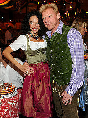 Ex-Tennisstar Boris Becker, eine Oktoberfest-Profi, brachte seine Frau Lilly mit.