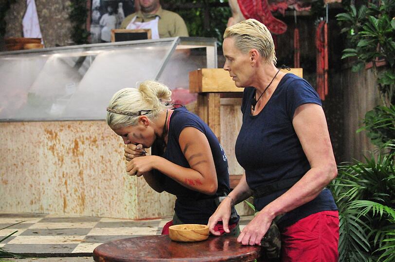 Tag 12: Brigitte Nielsen (r.) und Sophia Wollersheim