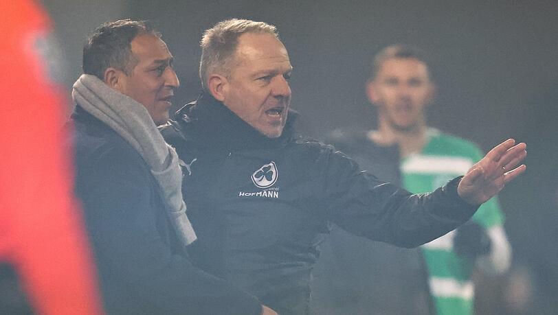 Müssen beide gehen: Manager Rachid Azzouzi (l) und Trainer Alexander Zorniger (r).