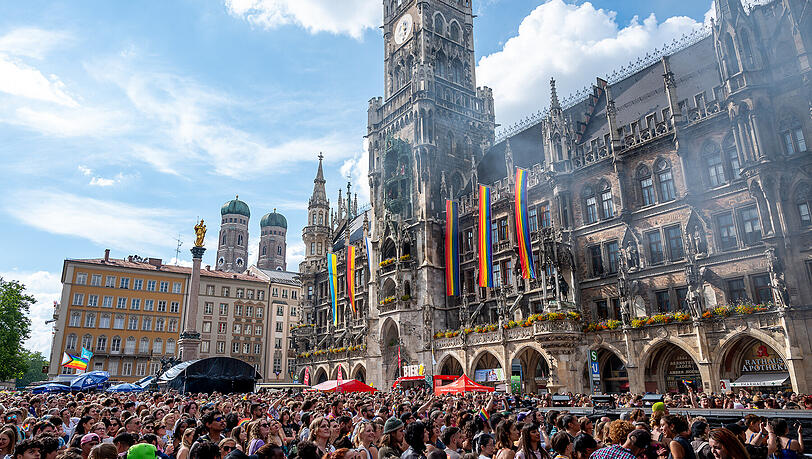 CSD 2024 Hauptbühne Marienplatz