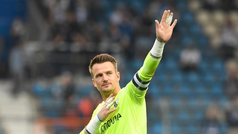 Konnte sich mit Bochum zumindest über einen Punkt gegen den VfB Stuttgart freuen: VfL-Keeper Manuel Riemann.