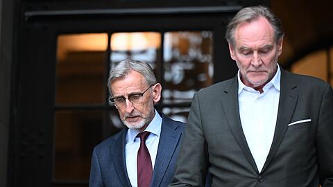 Innenminister und Oberb&uuml;rgermeister zeigen sich tief best&uuml;rzt.