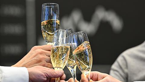 In anderen Ländern, zum Beispiel in den USA, machen die Menschen mehr aus ihren Ersparnissen, weil sie mehr auf Aktien setzen. (Symbolbild)