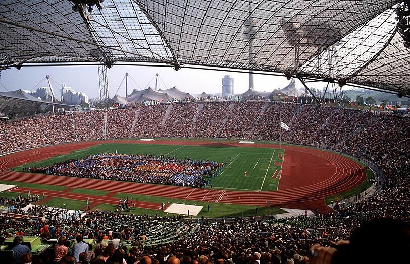 Die Gedenkveranstaltung für die umgekommenen israelischen Athleten im Stadion 1972.