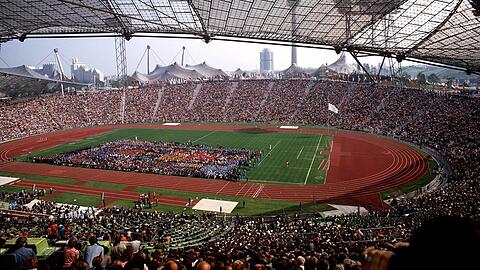 Die Gedenkveranstaltung für die umgekommenen israelischen Athleten im Stadion 1972.