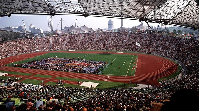 Die Gedenkveranstaltung für die umgekommenen israelischen Athleten im Stadion 1972.