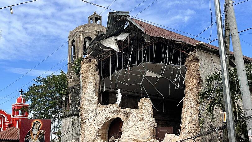 Viele Gebäude wurden völlig zerstört.