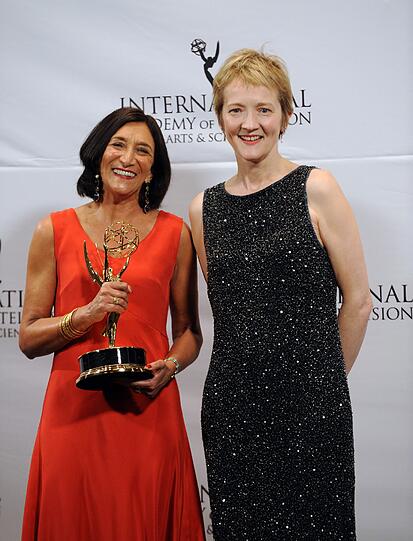 Glücks-Gewinner in der Kategorie "Drama Series": Da die Serie "Sherlock" auch für die US-Emmys nominiert wurden, konnten die beiden Produzentinnen Sita Williams und Roxy Spencer mit ihrer Serie "Accused" ins Rennen gehen und gewinnen