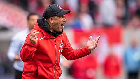 Köln trennt sich trotz des ersten Tabellenplatzes von Trainer Markus Anfang.