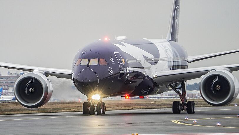 Die Lufthansa schickt zum 100. Jahrestag sechs Jets in einer Sonderlackierung auf die Strecke.