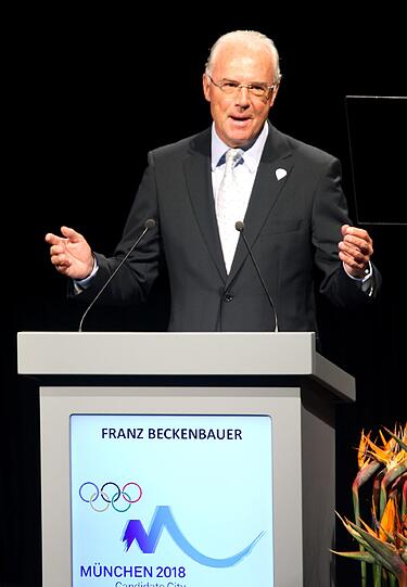 Beckenbauer, Witt, Ude, Wulff und ein Jodler: Die Bilder von Münchens Präsentation vor dem IOC in Durban.