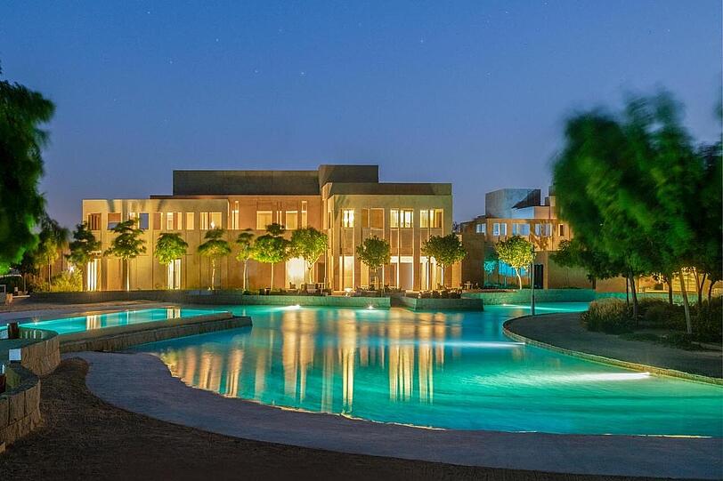 Von zahlreichen Pools durchschlängelt: Das Zulal Wellness Resort.