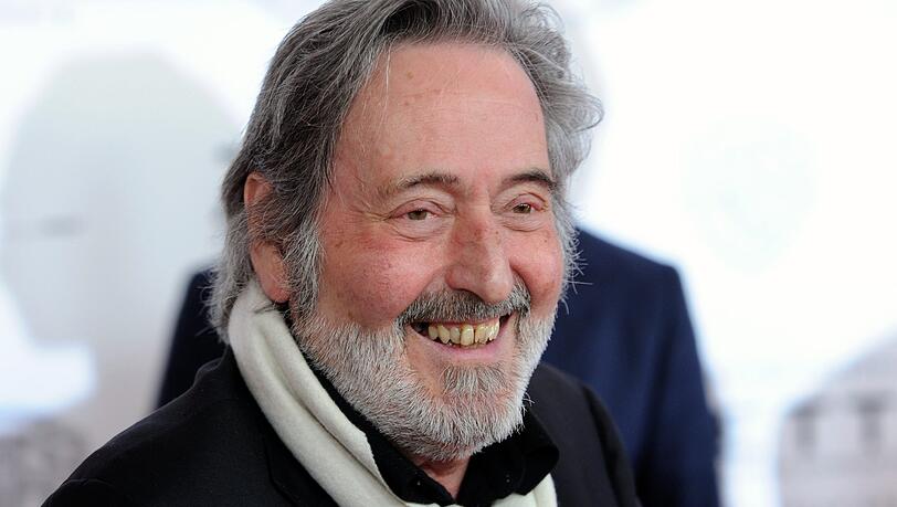 Helmut Dietl ist aufgebracht. Helmut Dietl ist aufgebracht.