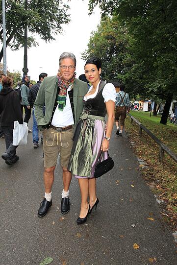 Heiner Kamps mit Freundin Ella Mayer