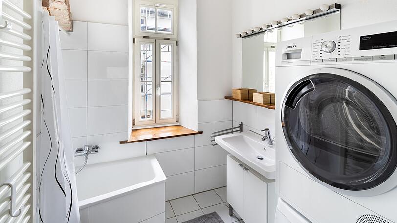 Waschen müssen die Bewohner der Wohnung "Isar" aber selbst.