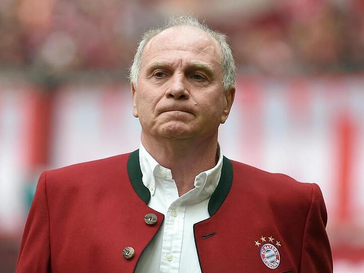 Uli Hoeneß im Stadion. Foto: Angelika Warmuth/Archivbild