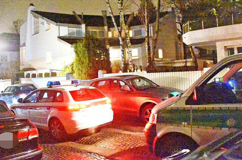 Mordversuch in Bogenhausen: Ein Zahnarzt (65) soll seiner Freundin (37) in den Kopf geschossen haben. Bilder vom Poizeieinsatz und vom Tatort...