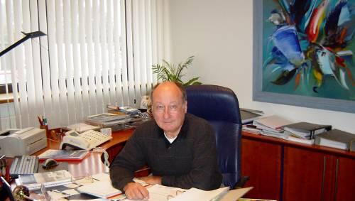 Hat einen Berg von Arbeit vor sich: Tiger-Boss Günther Hertel will nicht länger alleiniger Zahlmeister sein. Hat einen Berg von Arbeit vor sich: Tiger-Boss Günther Hertel will nicht länger alleiniger Zahlmeister sein.